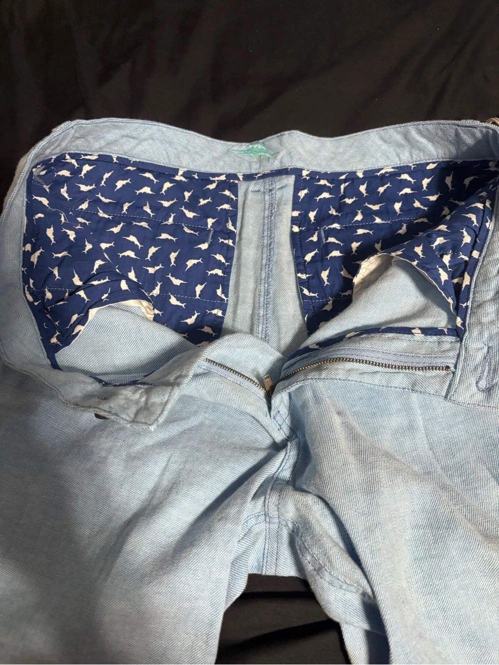 Tommy Bahama Men’s Light Blue Linen-Blend Flat Front Shorts